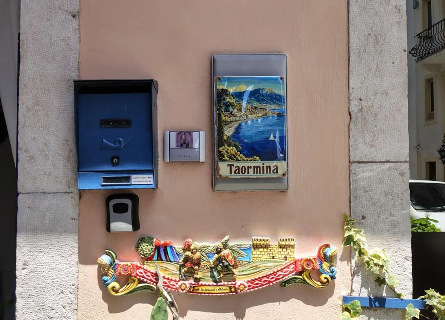Lyssa Holiday Apartments Таормина 0*,